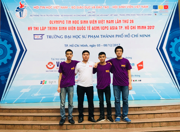 Đội tuyển Olympic Tin học sinh viên Trường Đại học GTVT tham dự Olympic Tin học Việt Nam lần thứ 26 và Kỳ thi lập trình sinh viên quốc tế ACM/ICPC Asia năm 2017